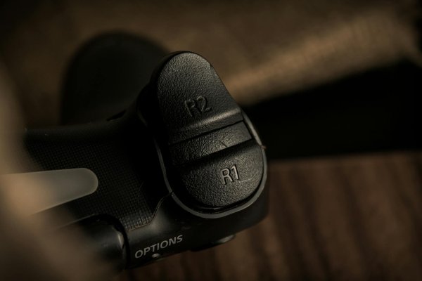 Comment les systèmes d'exploitation mobiles gèrent-ils les données personnelles?